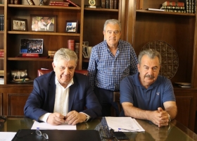 Συνέντευξη τύπου του Δημάρχου Πύργου σχετικά με την καθαριότητα στον Δήμο μας